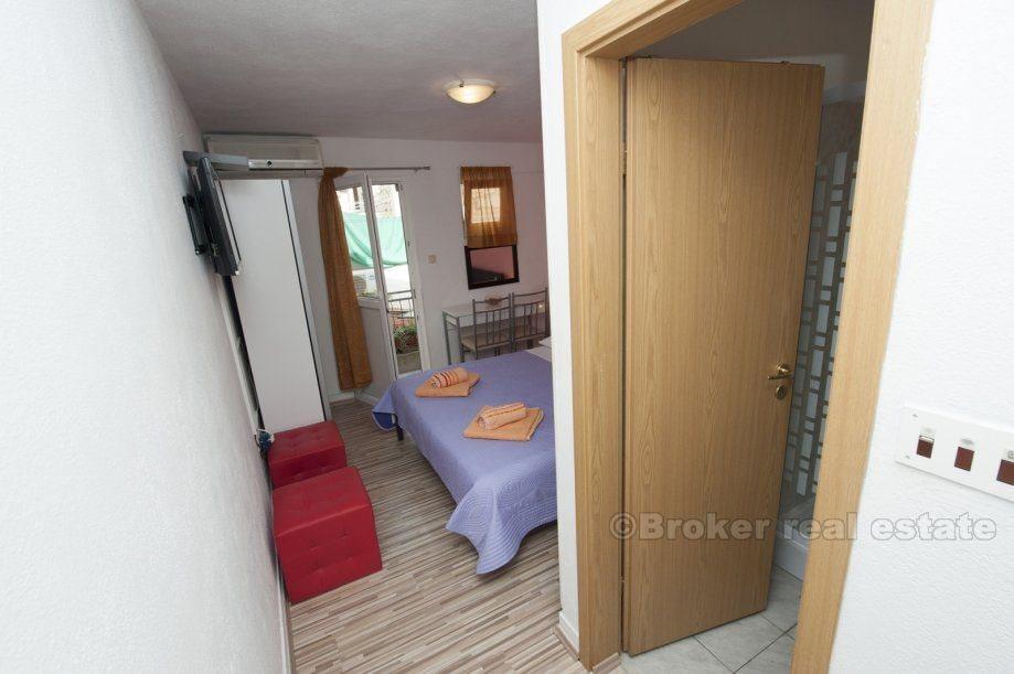 Жилой бизнес-пространство (2-й этаж и чердак) для продажи