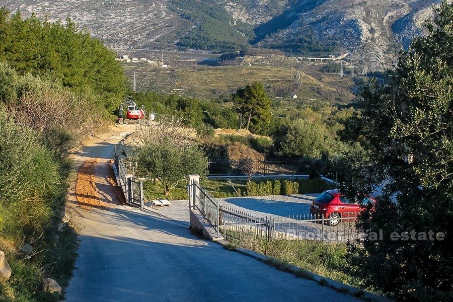 Stavební pozemek s výhledem na Split, na prodej