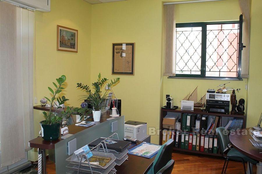 Bacvice, forretnings- / kontorlokaler