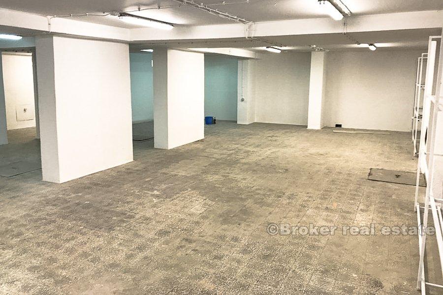 Business premises in Split 3, for rent