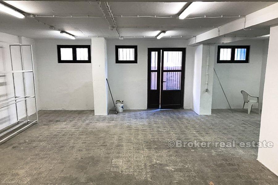 Lokal użytkowy w Splicie 3, do wynajęcia