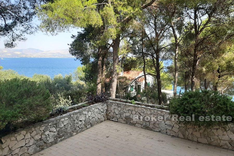 Detached house on Ciovo, for sale