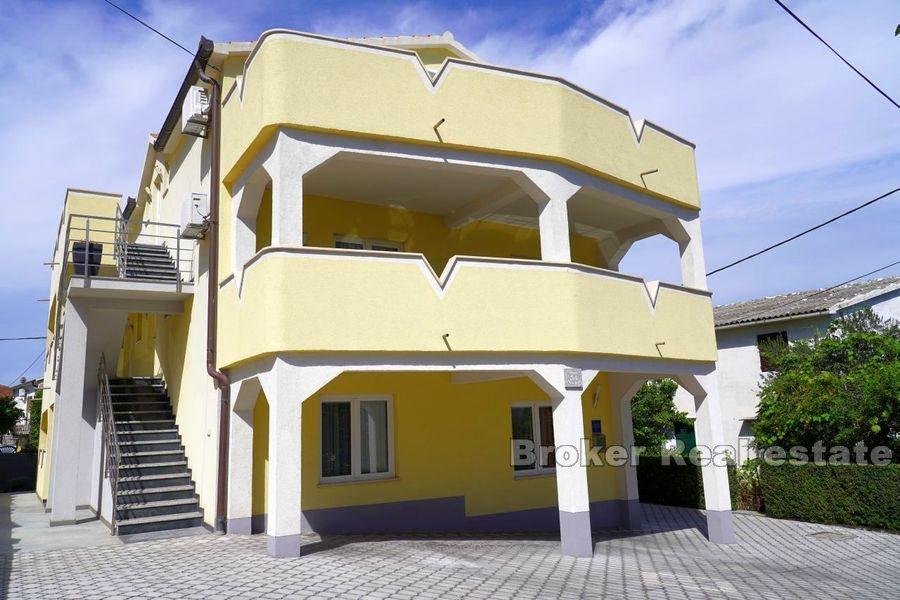 Apartment house with sea view