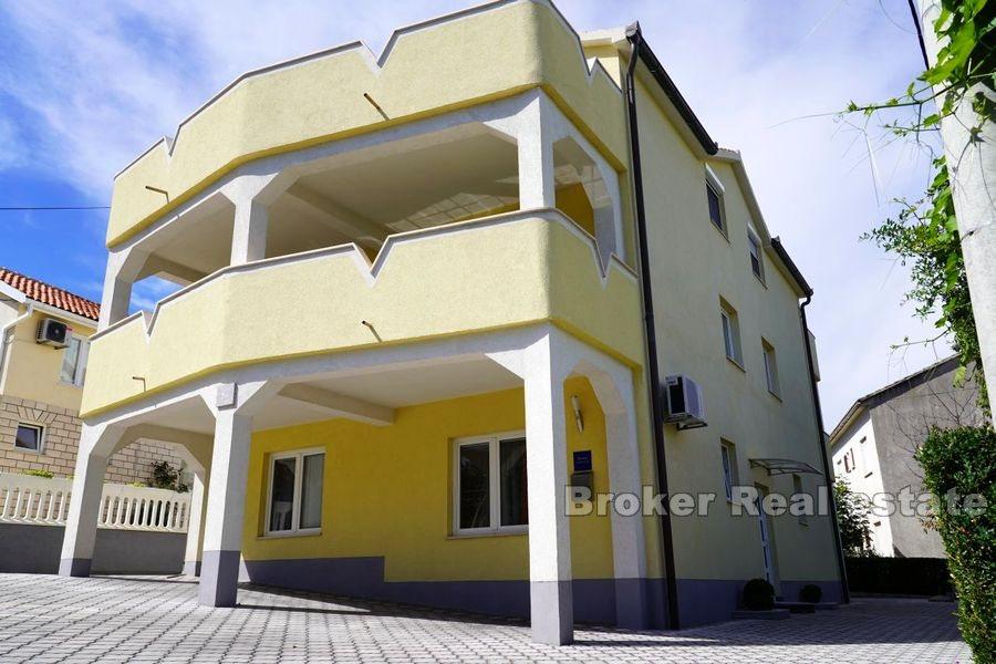 Apartment house with sea view