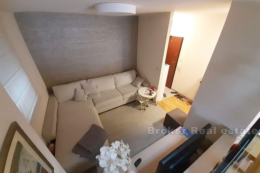 Elegancki, nowoczesny apartament z dwiema sypialniami