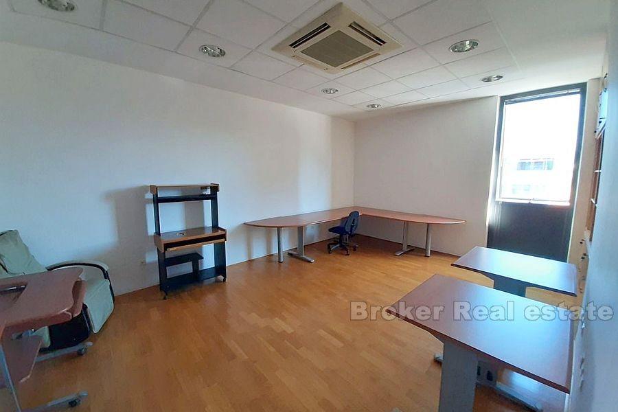 Bol, business premises, office type