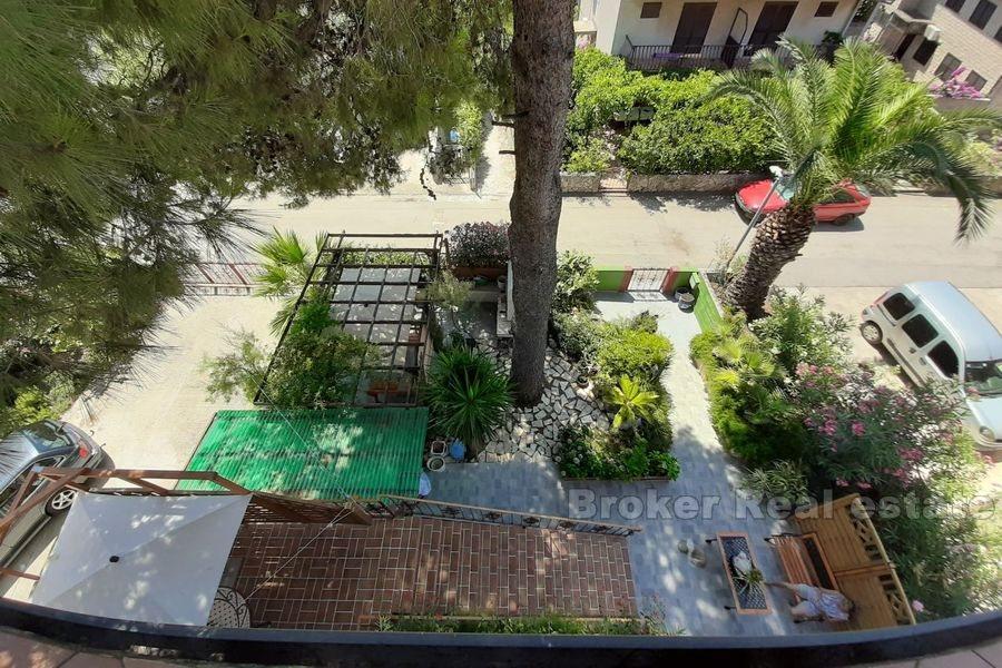 Hus med delvis havutsikt