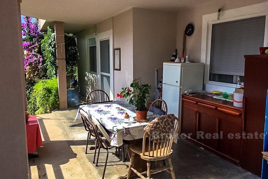 Apartment with garden, for sale