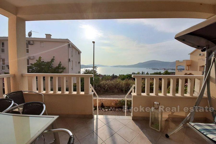 Apartament z dwiema sypialniami i widokiem na morze