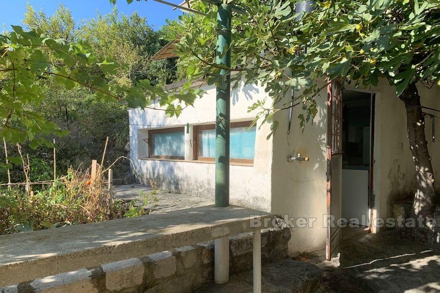 Renovirana dvojna kuća