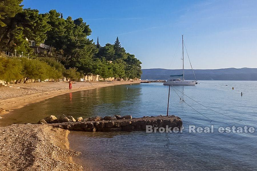Terrain constructible en bord de mer, à vendre