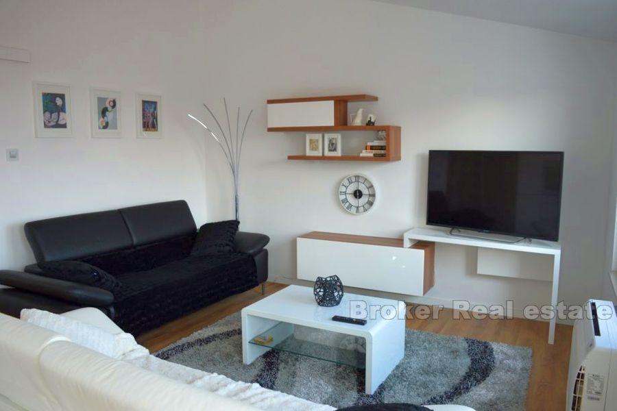 Bacvice, modern lägenhet med tre sovrum, med havsutsikt