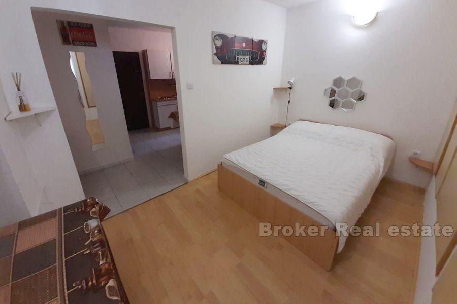 Center, kleine Wohnung mit einem Schlafzimmer