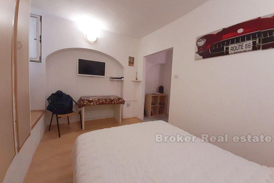 Center, kleine Wohnung mit einem Schlafzimmer