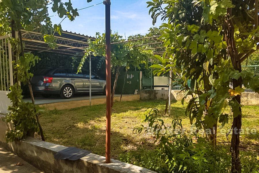 Dvojna kuća u Splitu, na prodaju