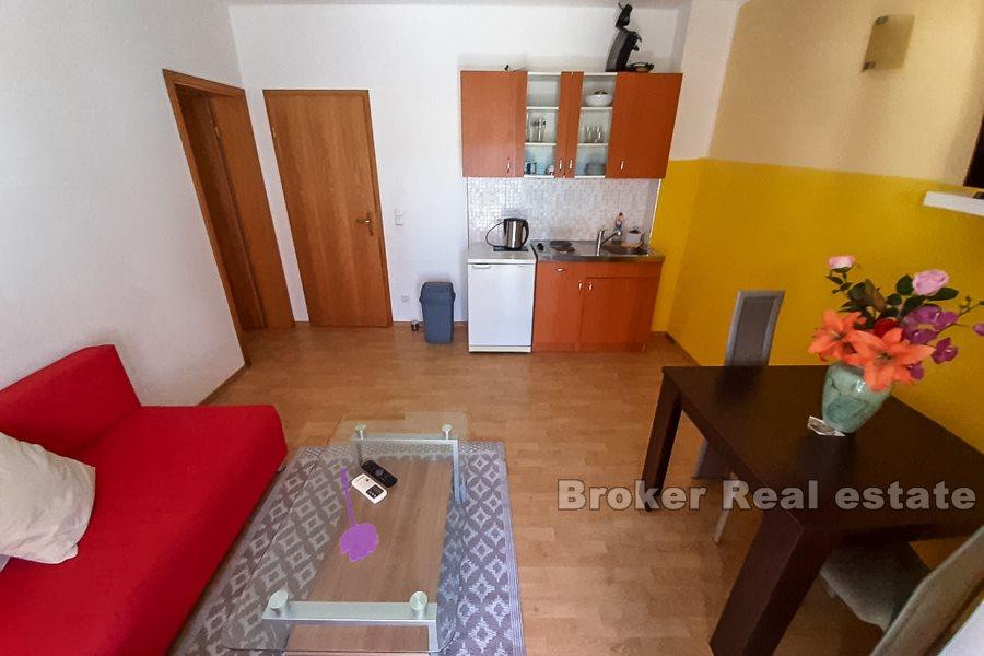 Detached house with sea view