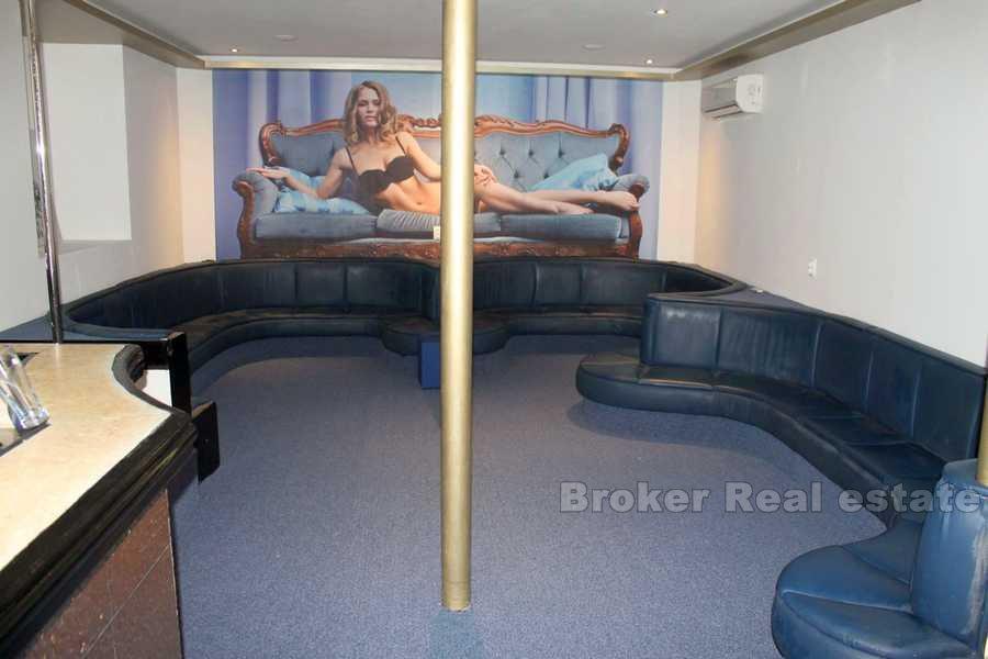 Renovated buisness space, for sale