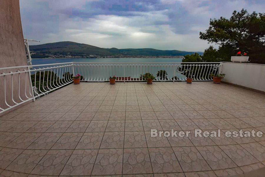 Casa con vista sul mare