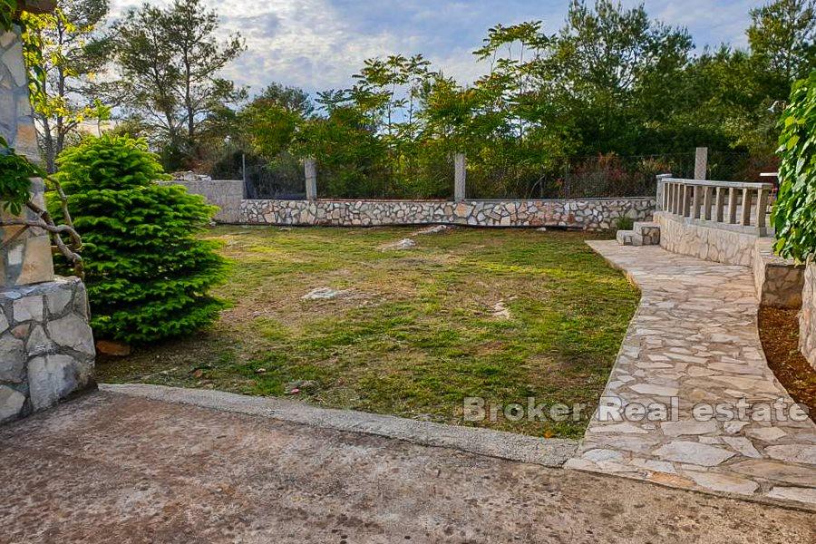 Apartment detached house on 3 floors