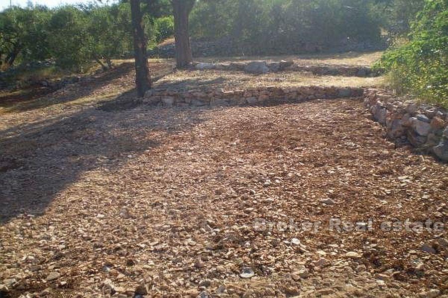 Excellent building land plot
