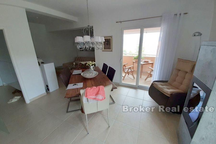 Casa con vista sul mare