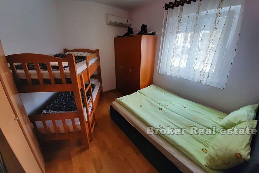 Élégant appartement de deux chambres