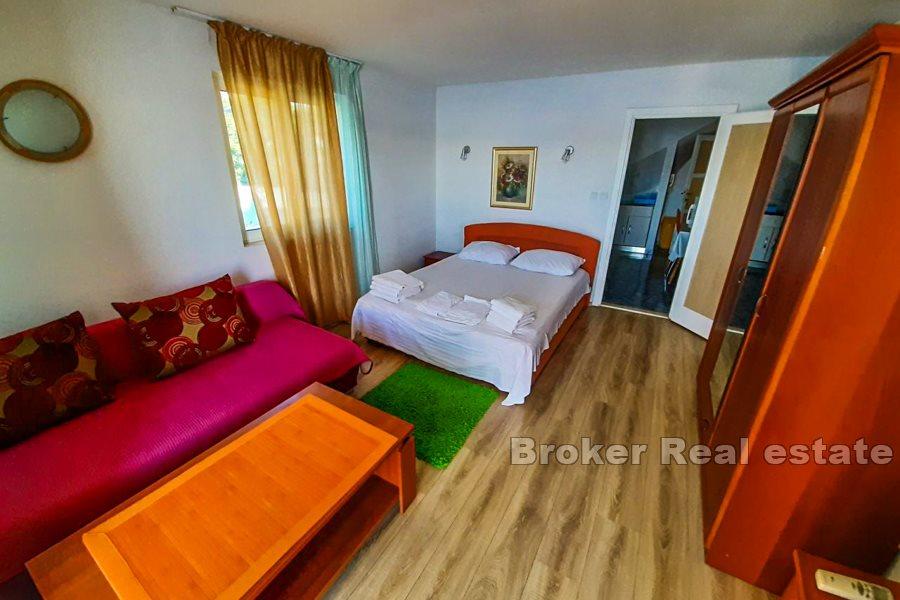 Apartmánový dům na pláži