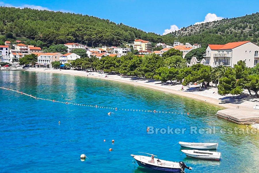 Hotel, for rent, located on the Makarska Riviera