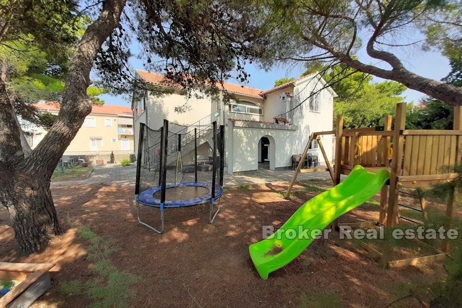 Nicely positioned house, first row to the sea