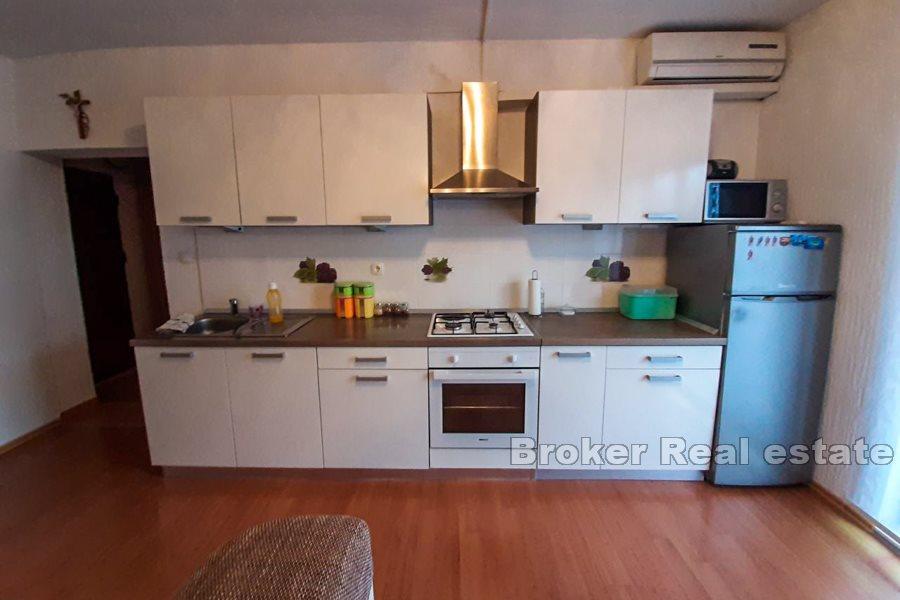 One bedroom apartment, 42 m2 living area