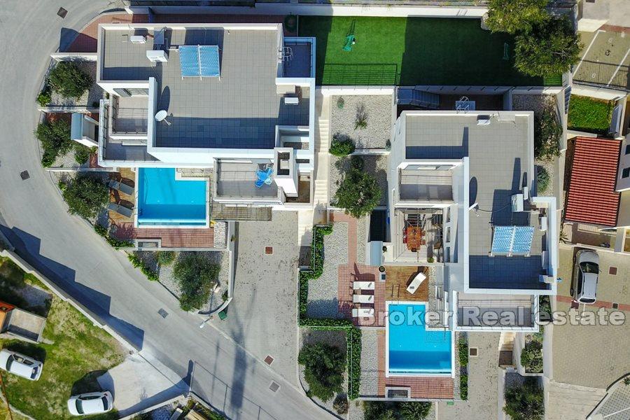 Villa avec piscine et vue mer