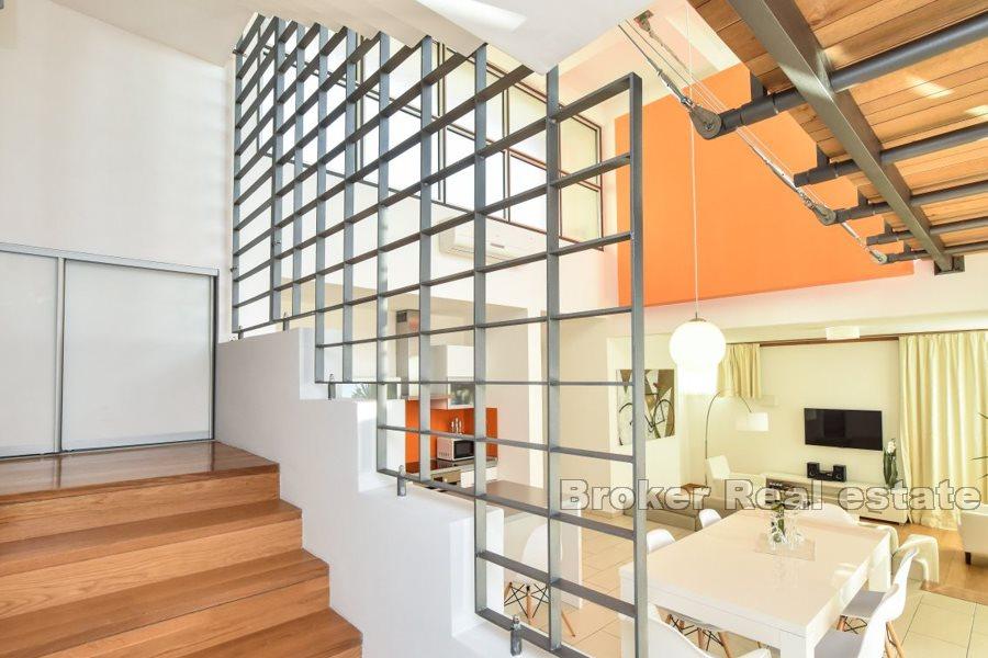 Villa with swimming pool and sea view