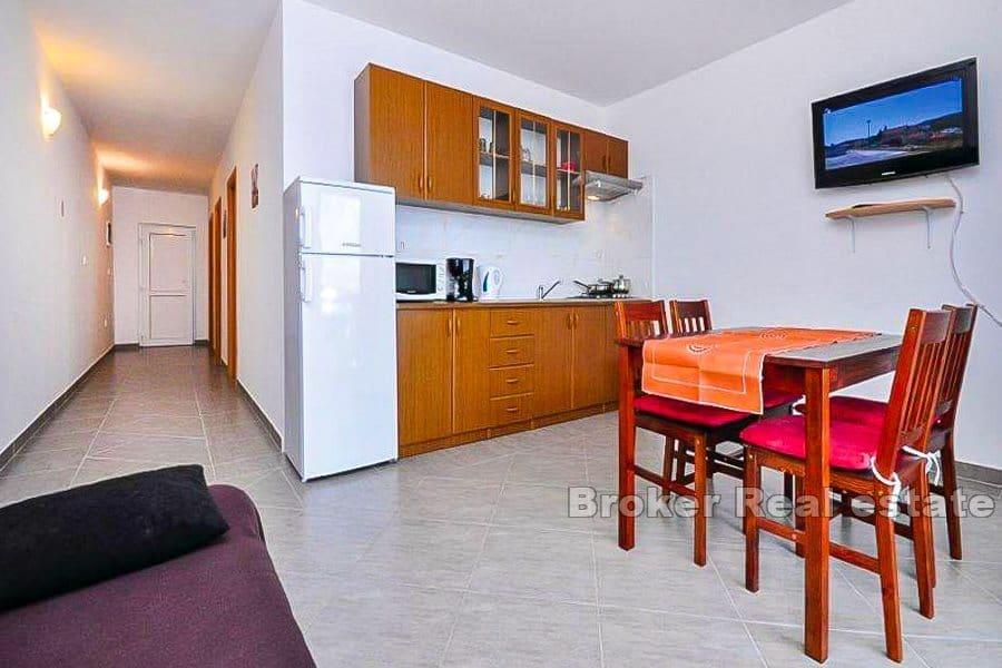 Dvoupokojový apartmán, Omišská riviéra