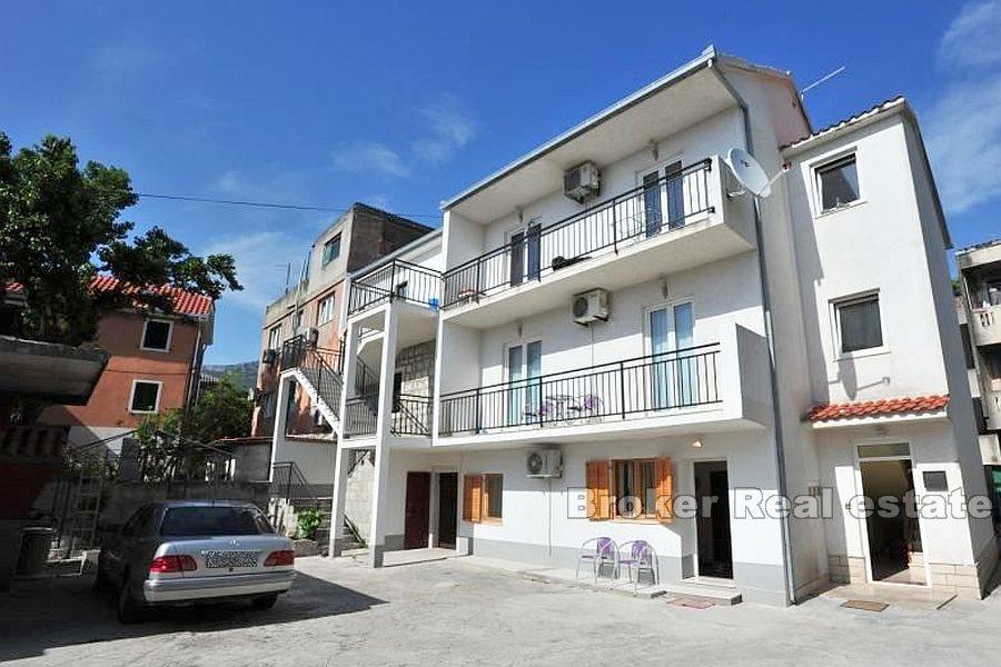 Dvojna apartmanska kuća