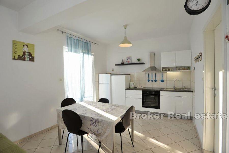 Dvojna apartmanska kuća