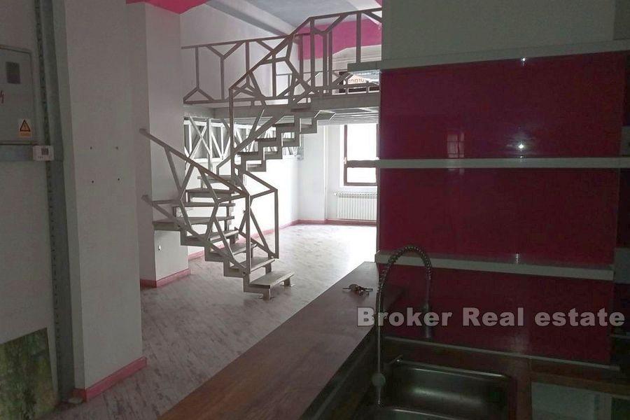 Forretningsareal på 120 m2