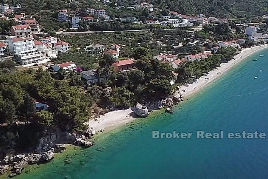 Building land with open sea view