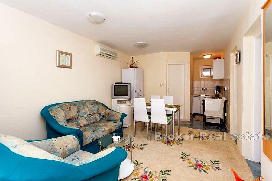 Samostojeća kuća s pogledom na more