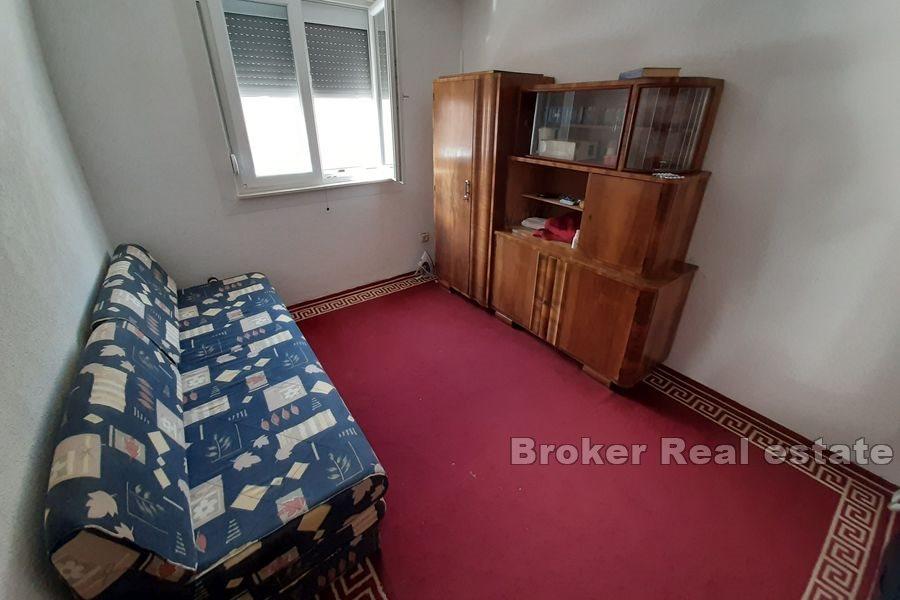 Hus i første rad til sjøen