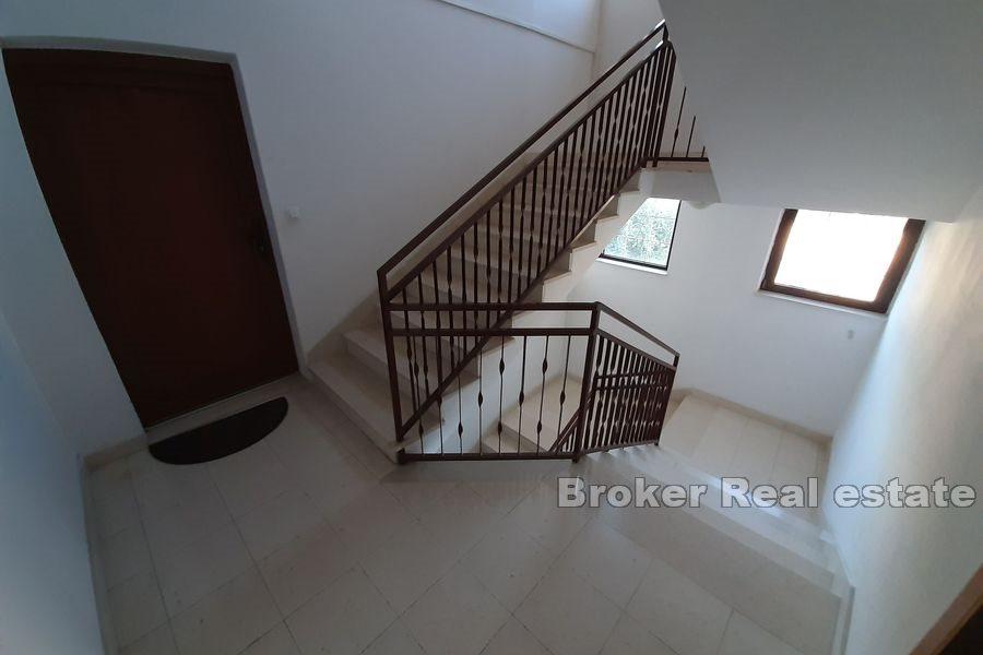 Two bedroom apartment with sea view