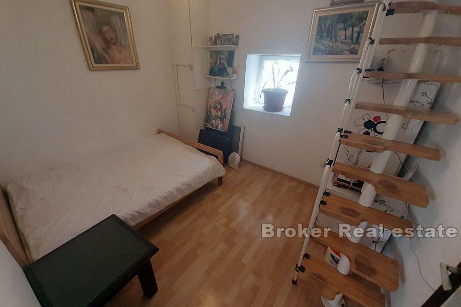 Hus på rekke og rad, i 4 etasjer