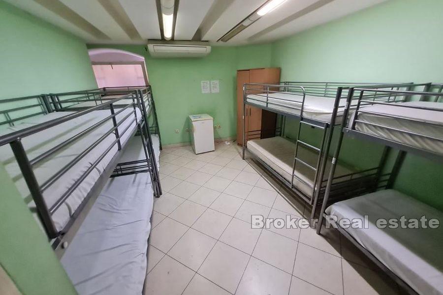 Двухэтажное деловое пространство