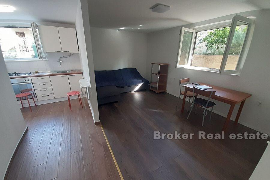 Multipurpose business space