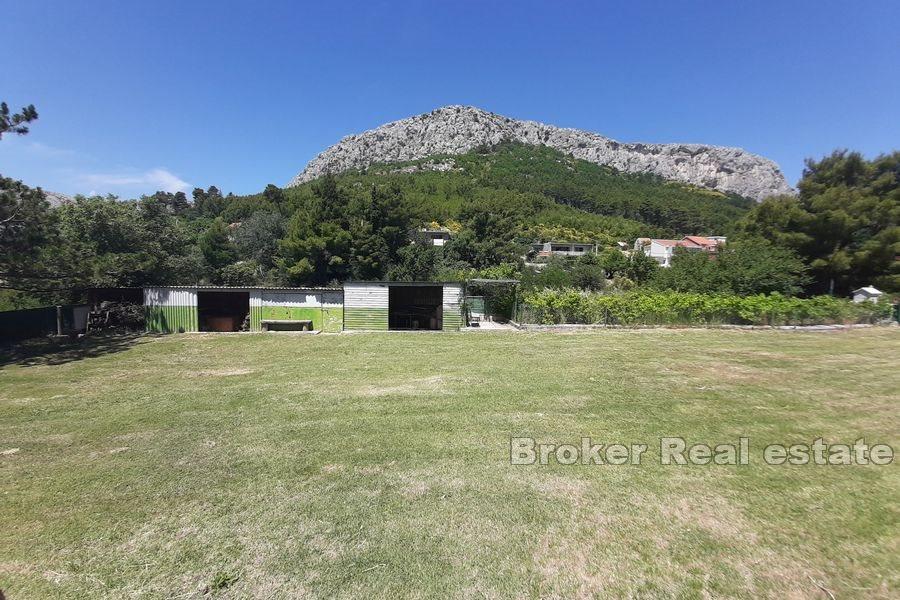 Property with open sea view