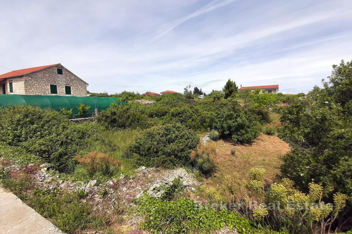 Byggeland med havutsikt