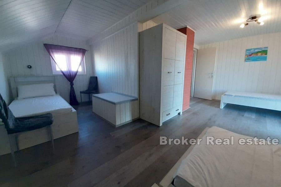 Detached house with a sea view