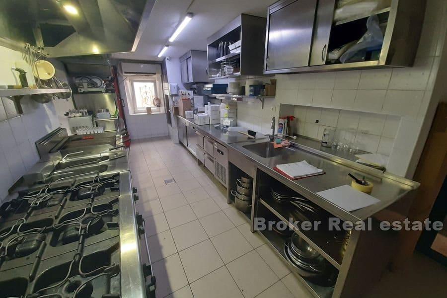 Restaurace v centru starého města