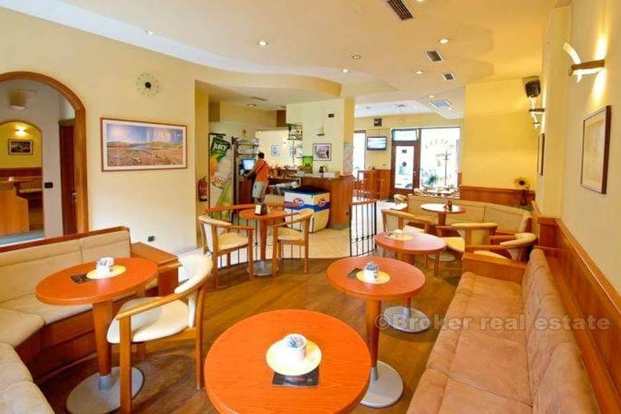 Poslovni prostor za prodaju