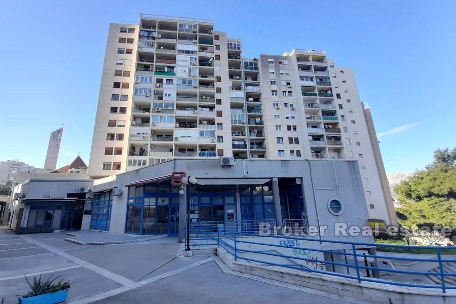 Pujanke, espace de bureau dans un emplacement fréquent