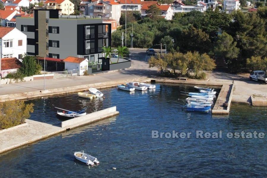 Moderne Apartments in der ersten Reihe zum Meer